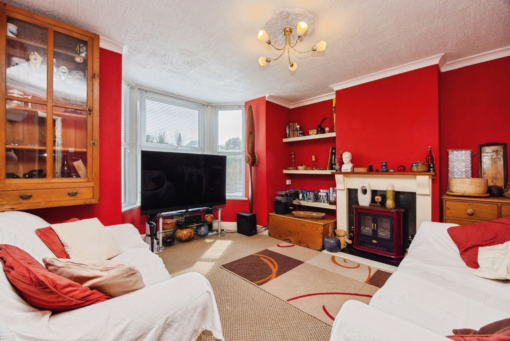 Property photo 2 of 20 Pbox-Img.Jpg