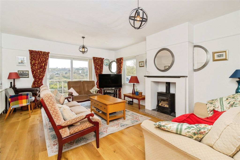 Property photo 3 of 27 Picture No. 27