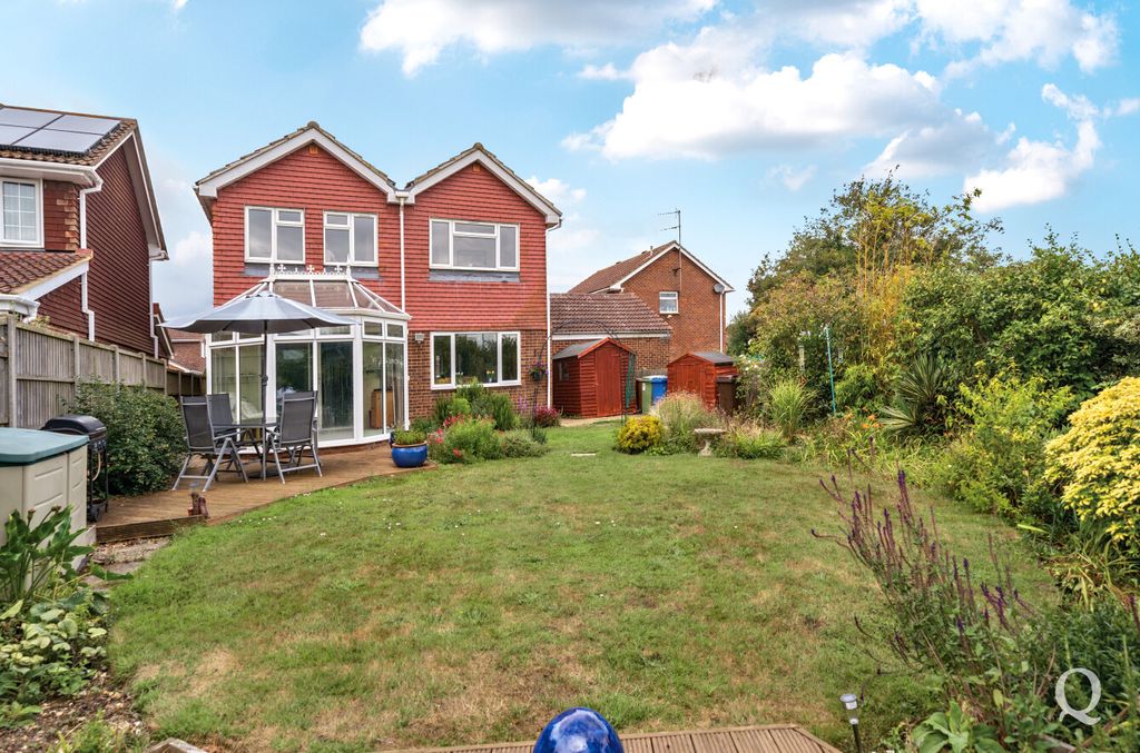 Property photo 1 of 24 B6338001-d2Db-477...