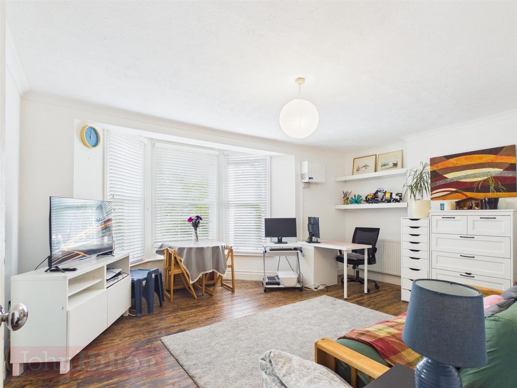 Property photo 2 of 6 Cam03907G0-Pr0312-Still002.Jpg