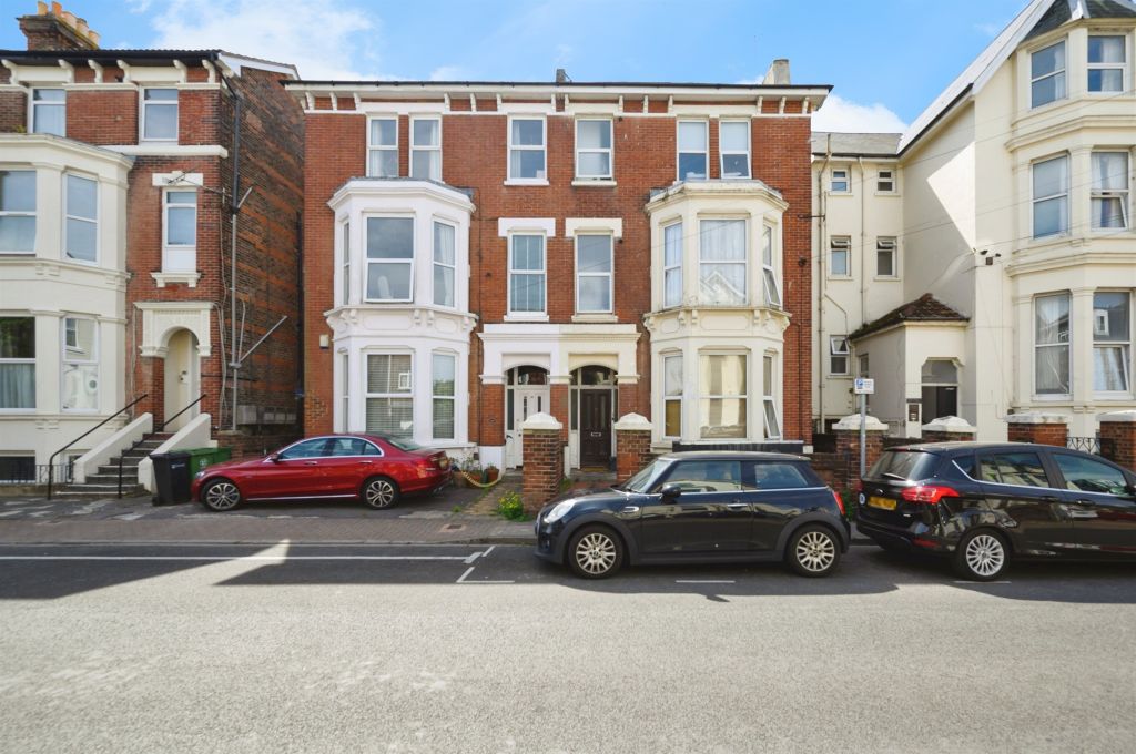 Property photo 1 of 30