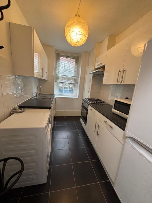 Property photo 1 of 4