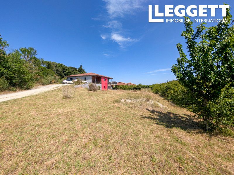 Property photo 2 of 10