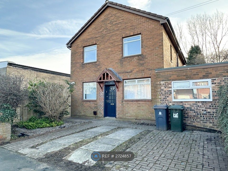 Property photo 2 of 13 Front Of Flat & Drive