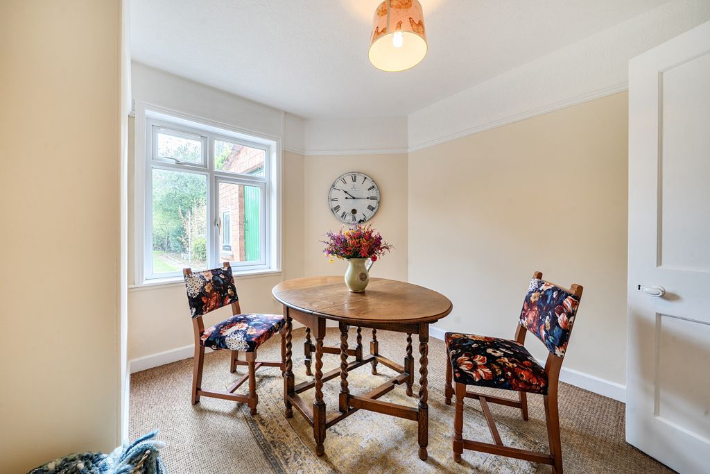 Property photo 3 of 25 Dining Room