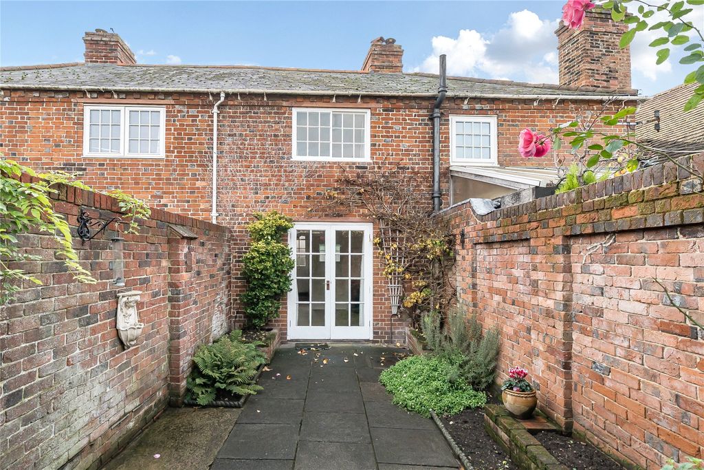 Property photo 3 of 14 Picture No. 15