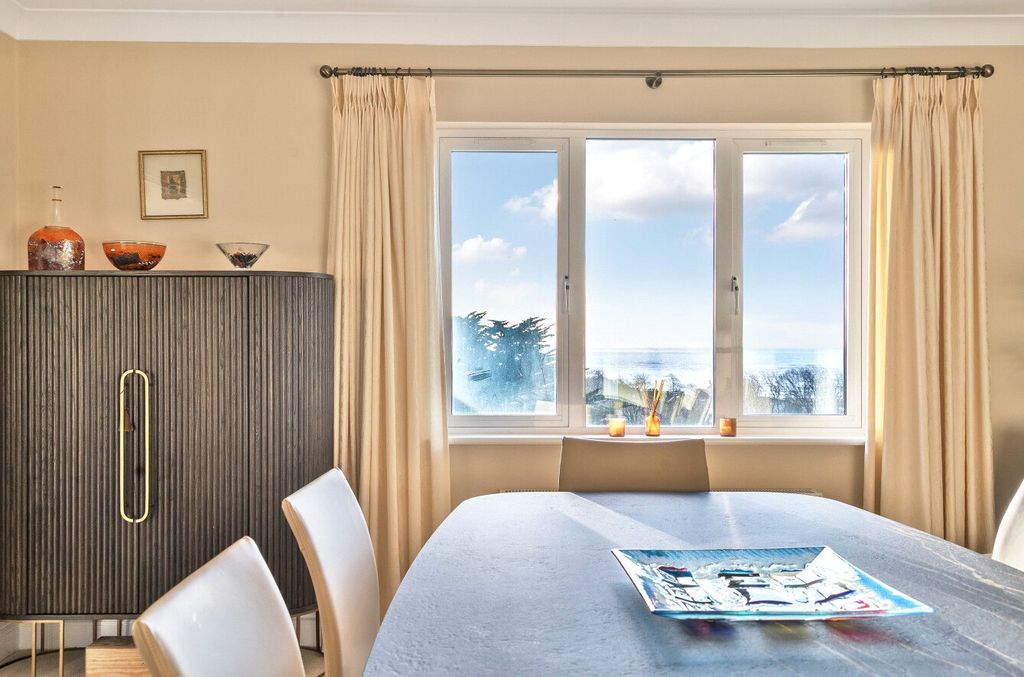 Property photo 3 of 4 Dining Room