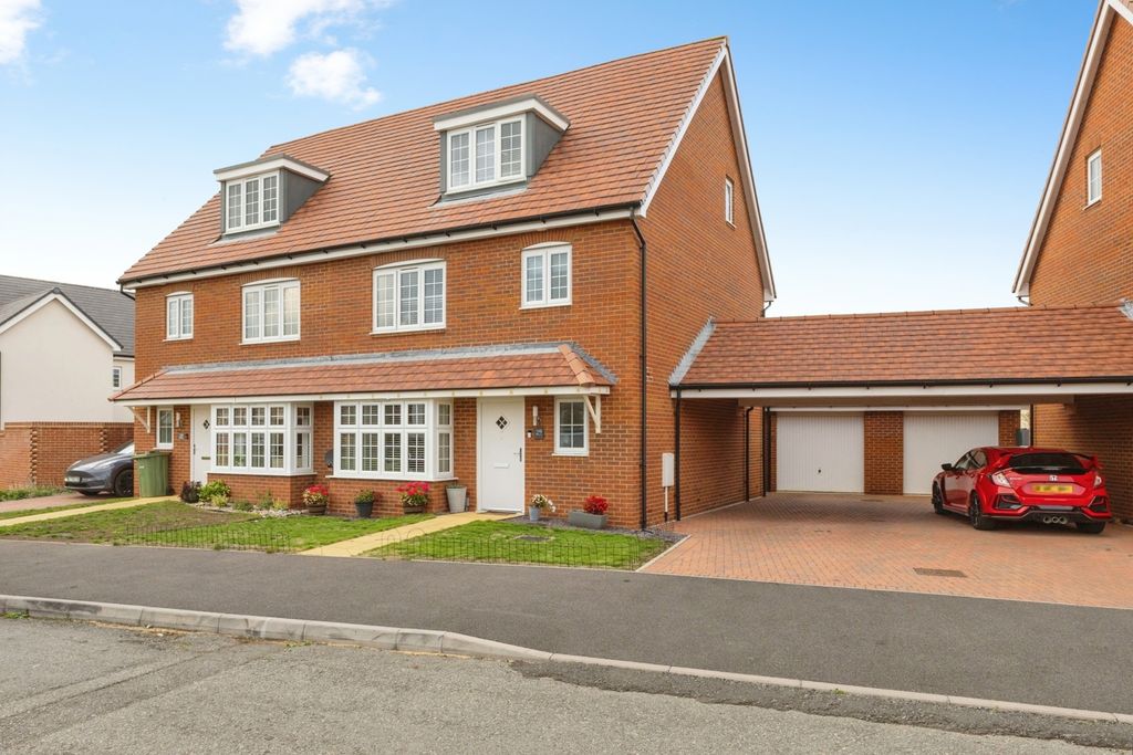 Property photo 1 of 24 Pbox-Img.Jpg
