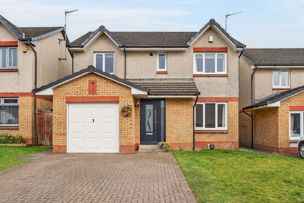 Property photo 1 of 28