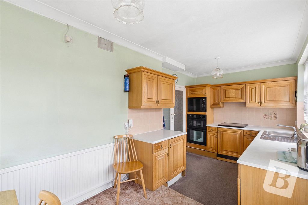Property photo 3 of 19 Kitchen/Diner