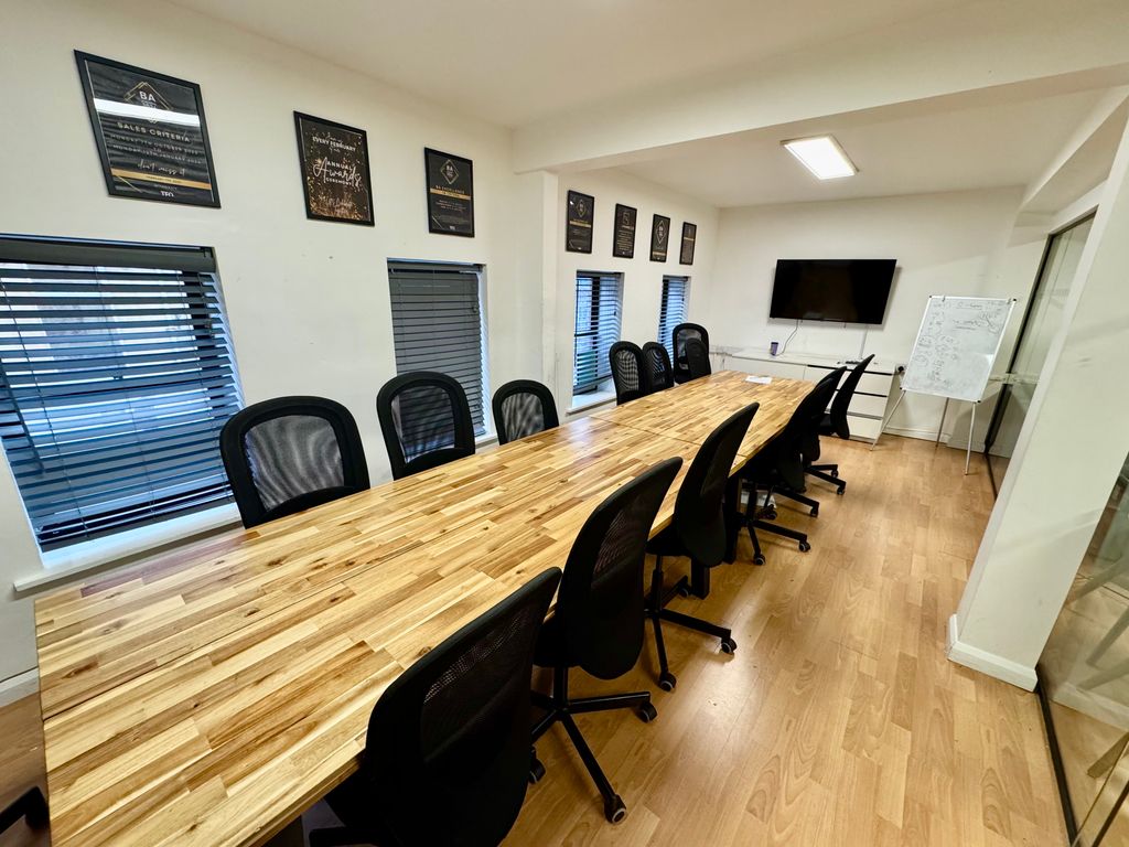 Property photo 3 of 7 Img_9419