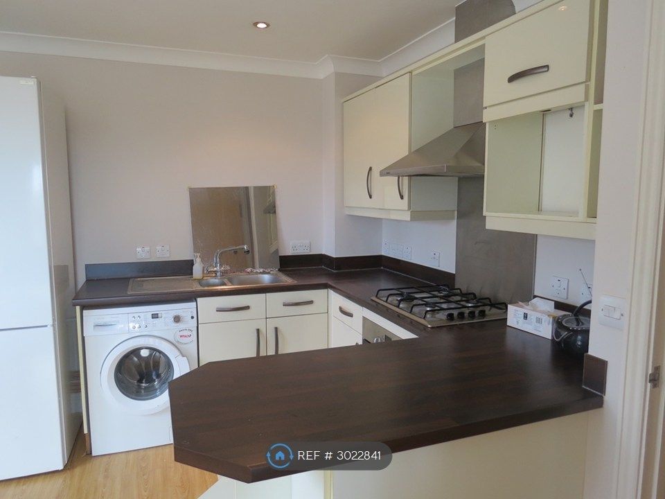 Property photo 3 of 23