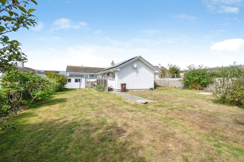 Property photo 3 of 12 Pbox-Img.Jpg