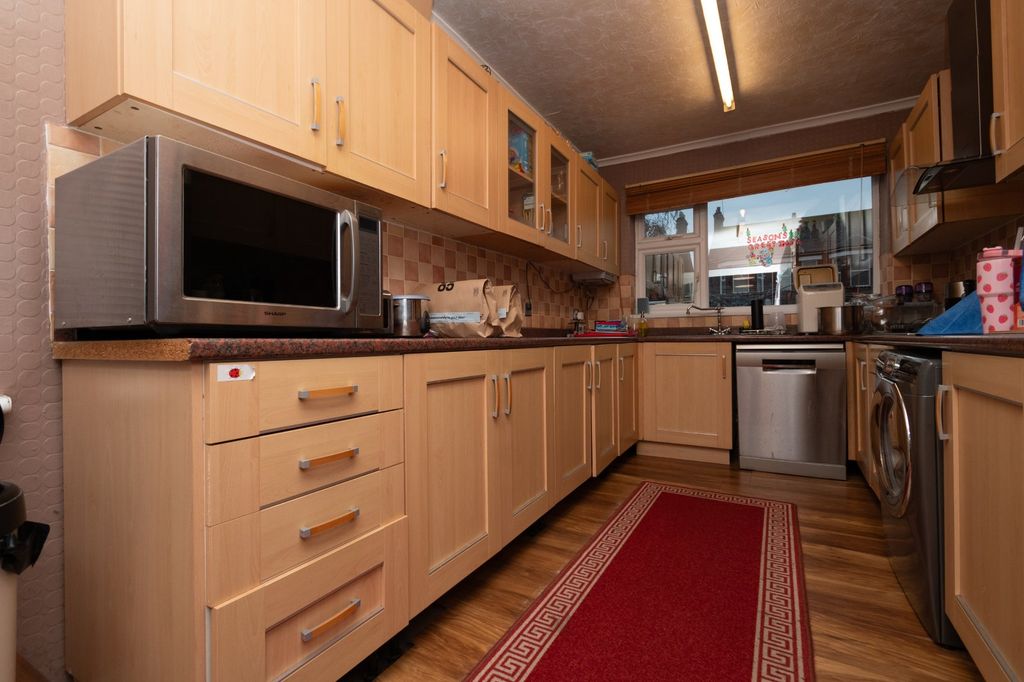 Property photo 3 of 13 Picture 3