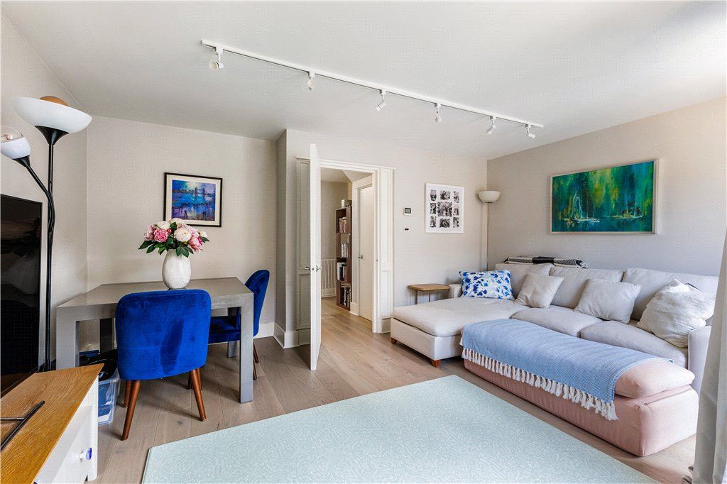 Property photo 3 of 19 Picture No. 06