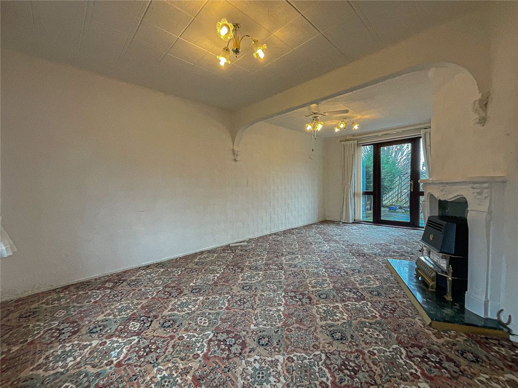 Property photo 2 of 22 Picture No. 02