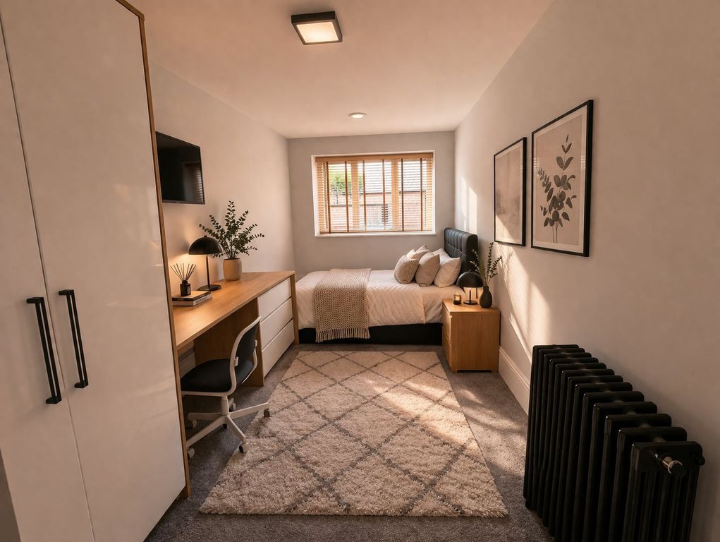 Property photo 3 of 7 Bedroom 1