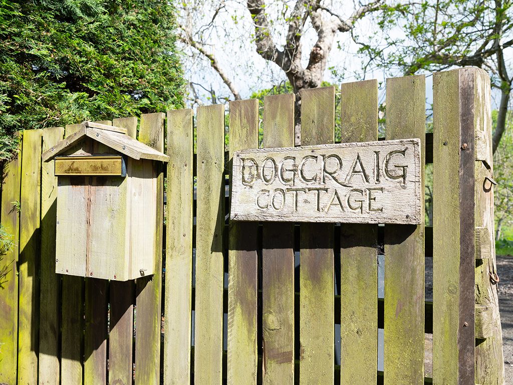 Property photo 3 of 43