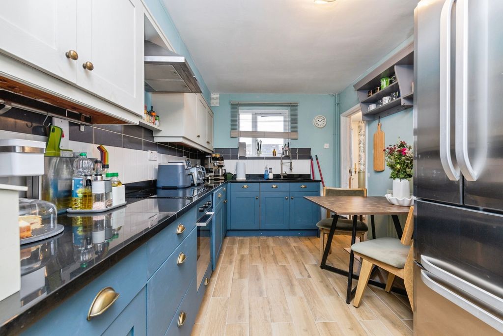 Property photo 1 of 14 Pbox-Img.Jpg