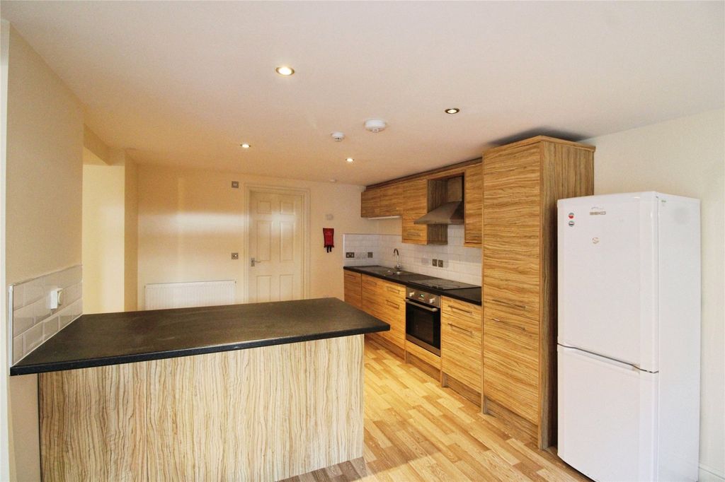 Property photo 1 of 10 Picture No. 06