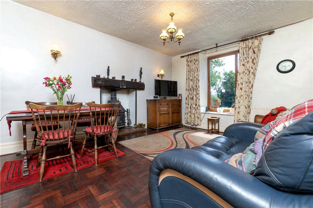 Property photo 3 of 27 Dining Room