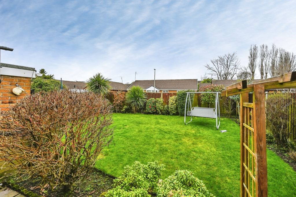 Property photo 3 of 19 Pbox-Img.Jpg