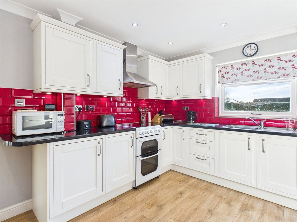 Property photo 2 of 15 Picture No. 09