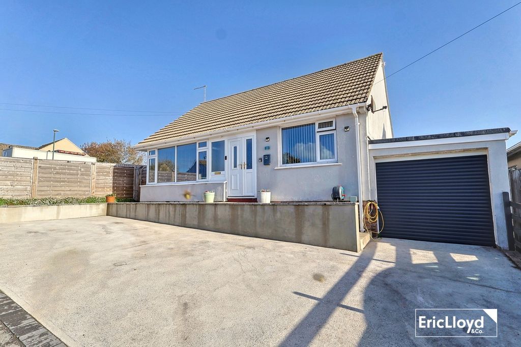 Property photo 1 of 16 Photo 16