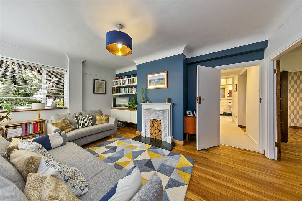 Property photo 2 of 19 Picture No. 06