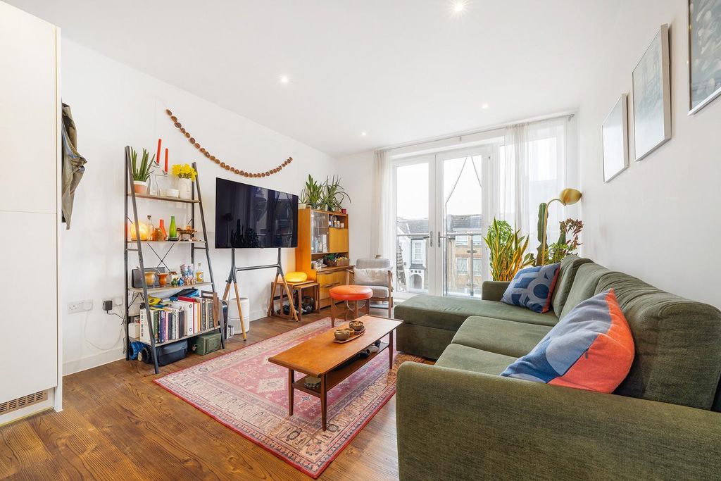 Property photo 3 of 15 Open Plan Reception (3).Jpg