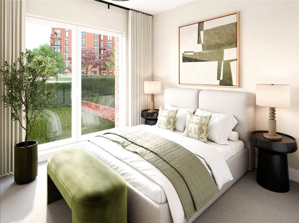 Property photo 2 of 9 Bedroom