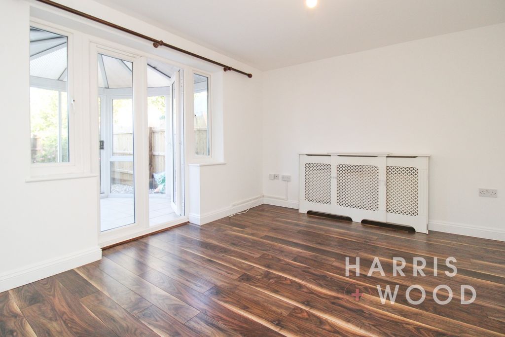 Property photo 3 of 20 4533753