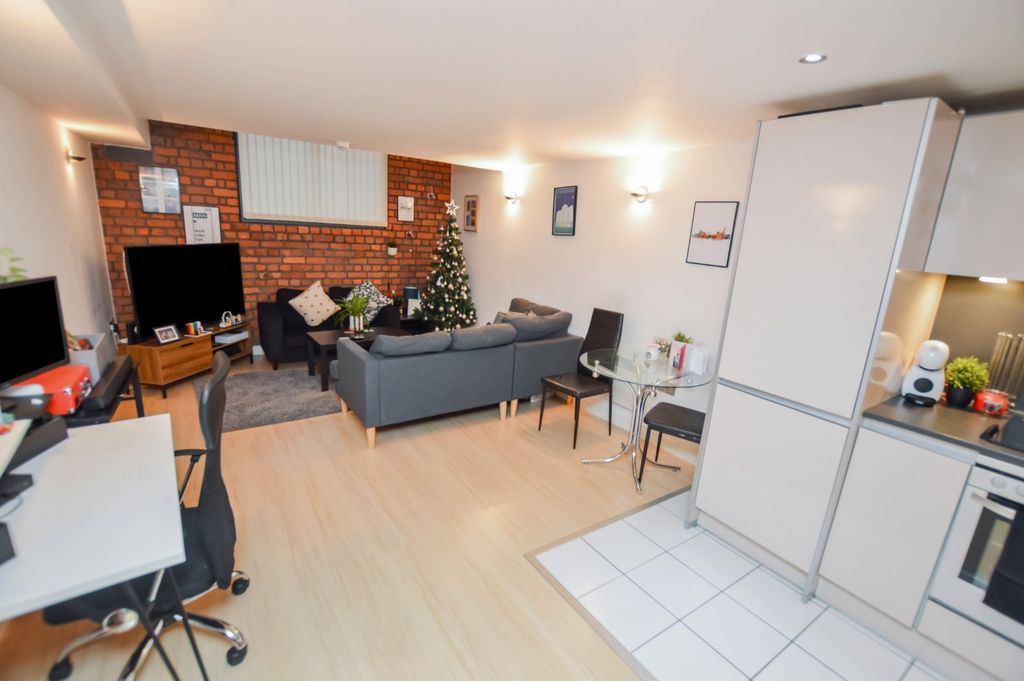 Property photo 2 of 13 Picture No. 36