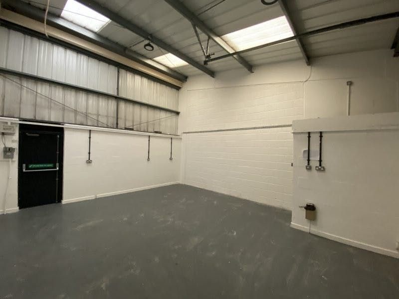 Property photo 2 of 9 15 Ponty 02.Jpg