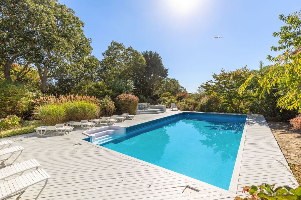 Property photo 1 of 39