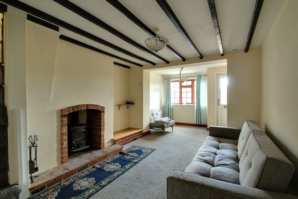 Property photo 3 of 7