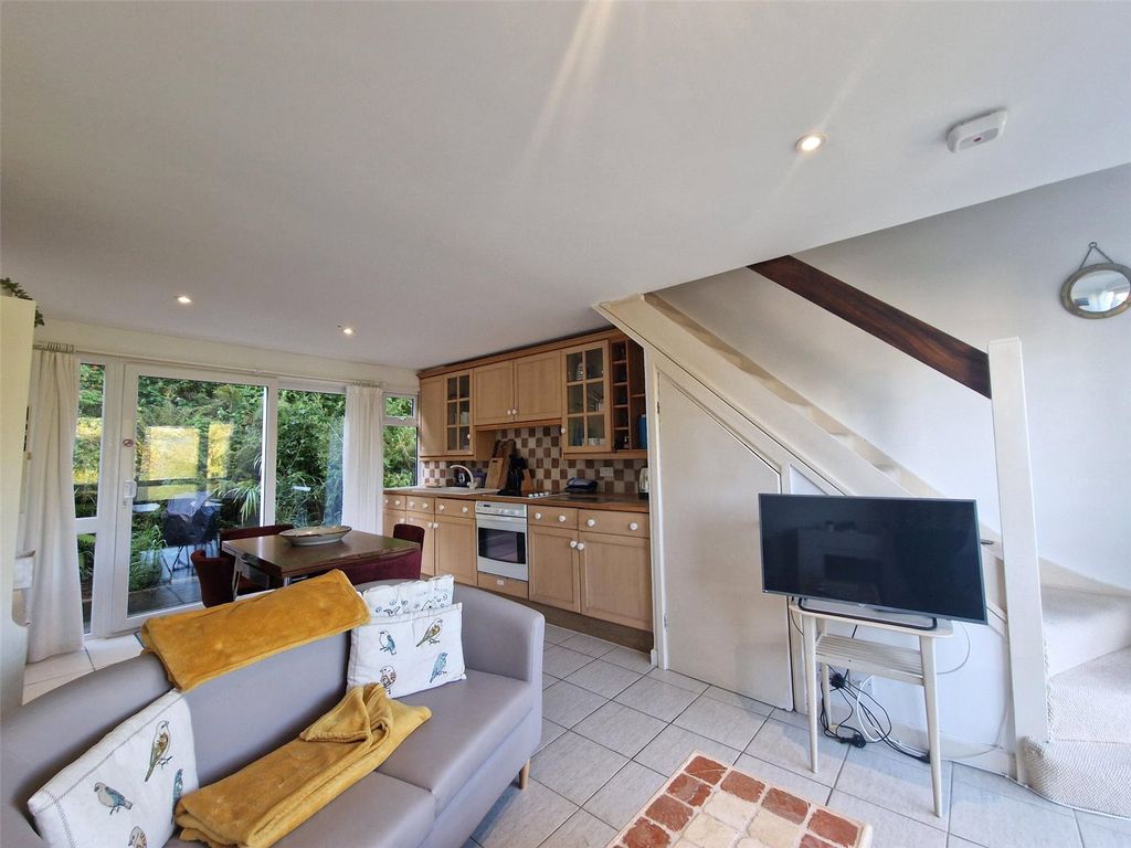 Property photo 2 of 12 Picture No. 01