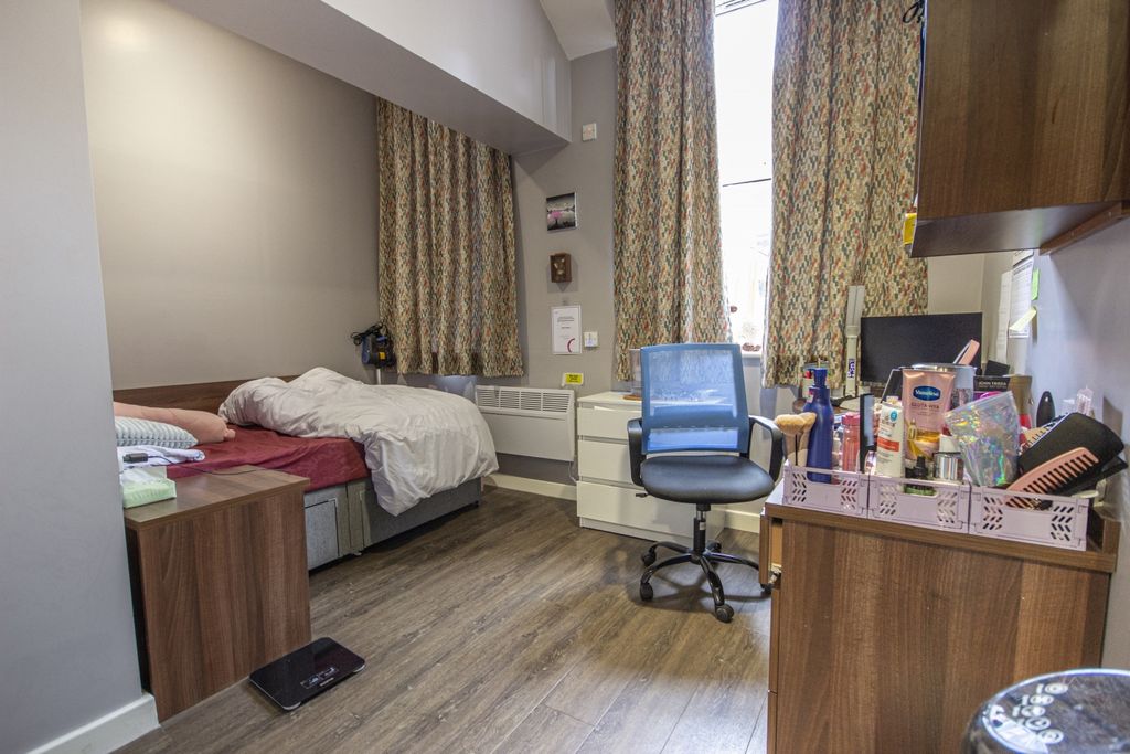 Property photo 3 of 8 Img_2157