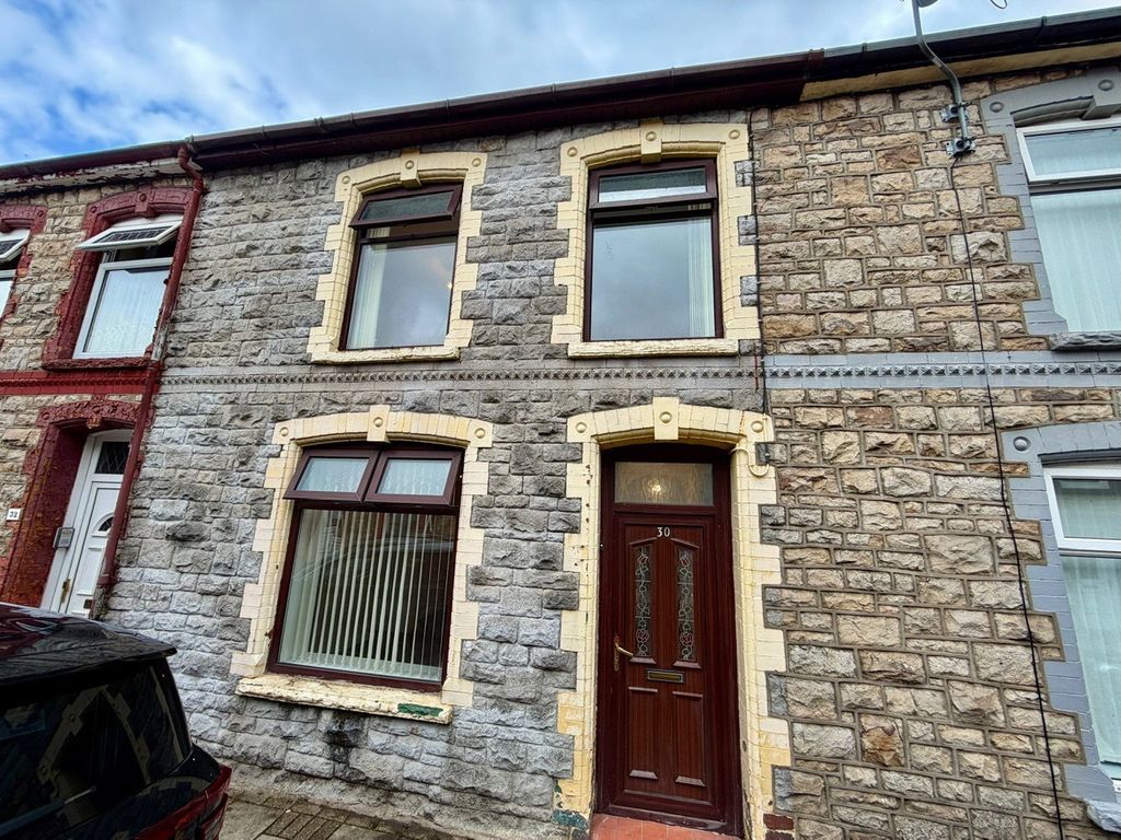 Property photo 1 of 25