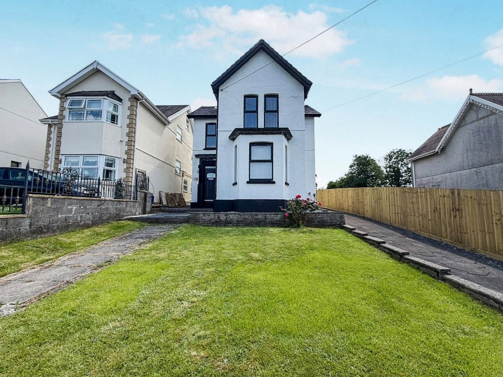 Property photo 1 of 39