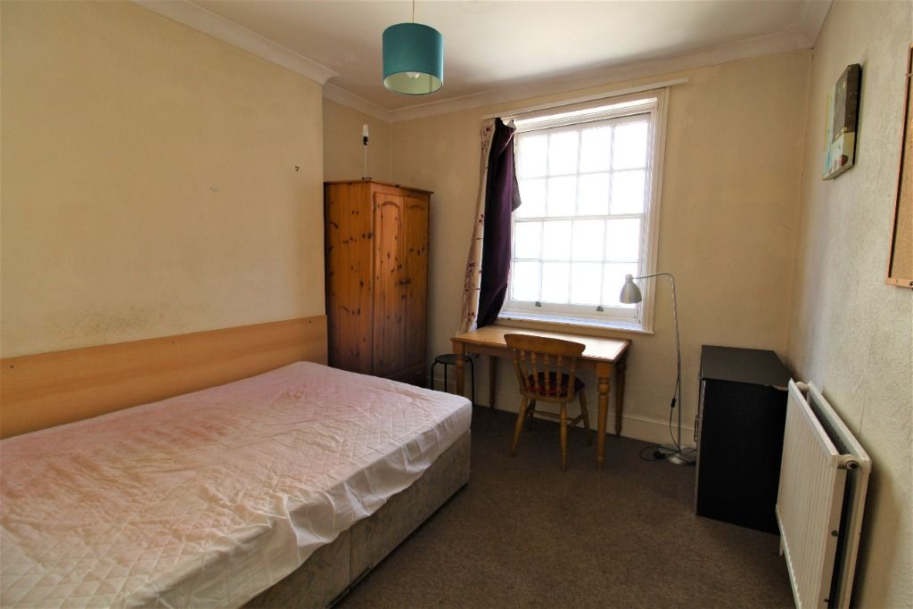 Property photo 3 of 4