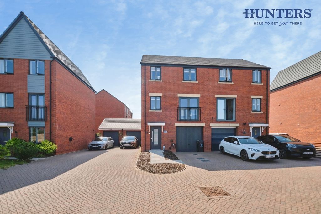Property photo 2 of 26 Pbox-Img.Jpg