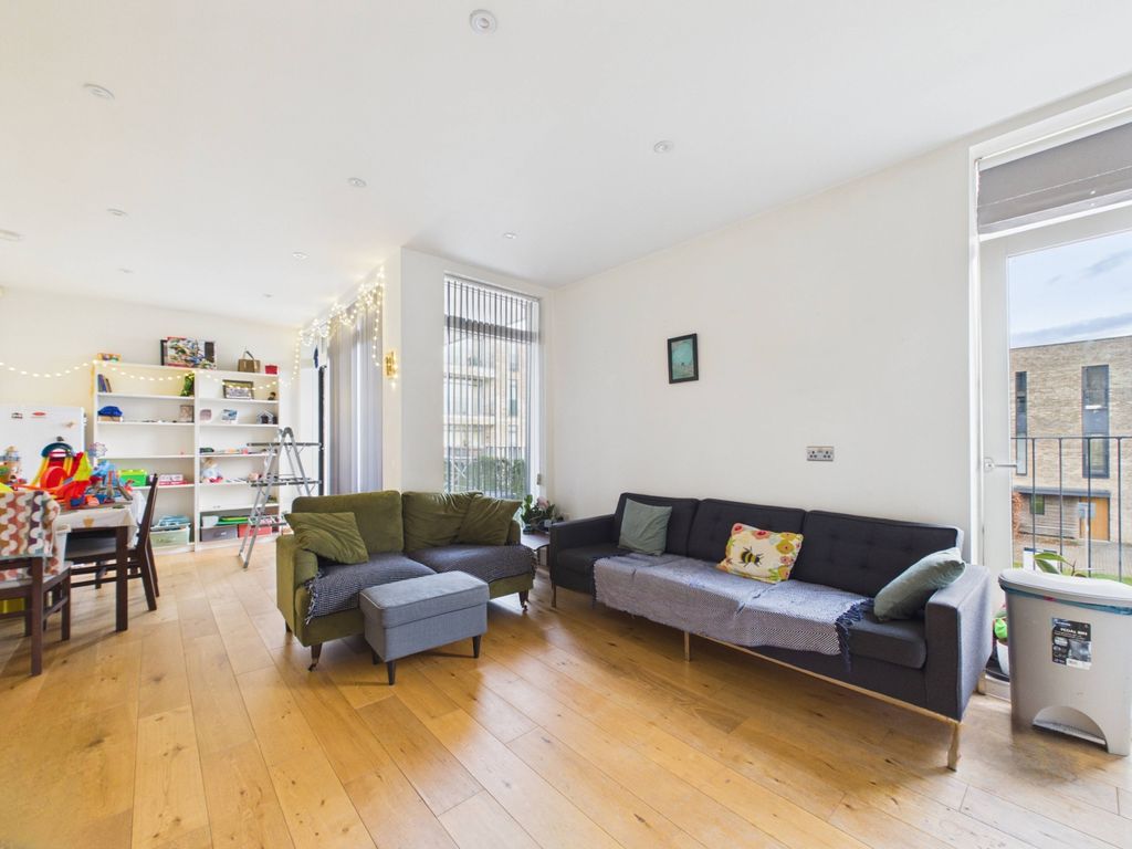 Property photo 2 of 14 Open Plan Living Room And Kitchen