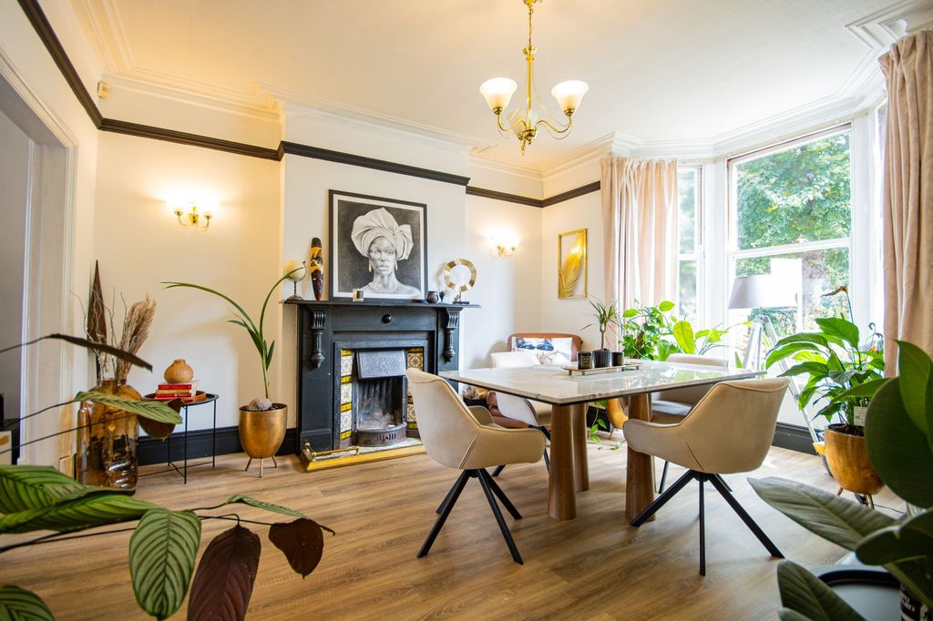 Property photo 3 of 29