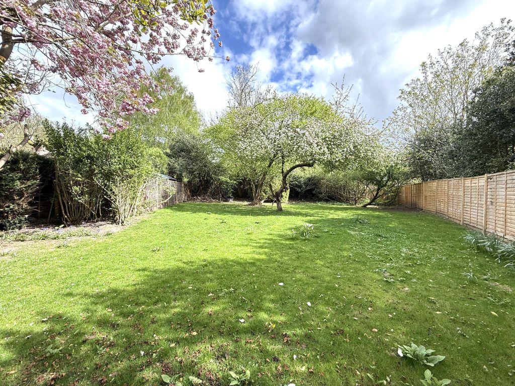 Property photo 2 of 22