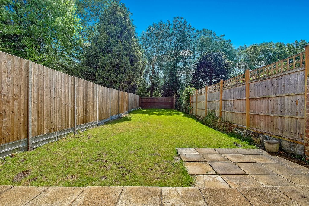 Additional image 10 of 3 bed terraced house for saleElton Avenue, Greenford UB6