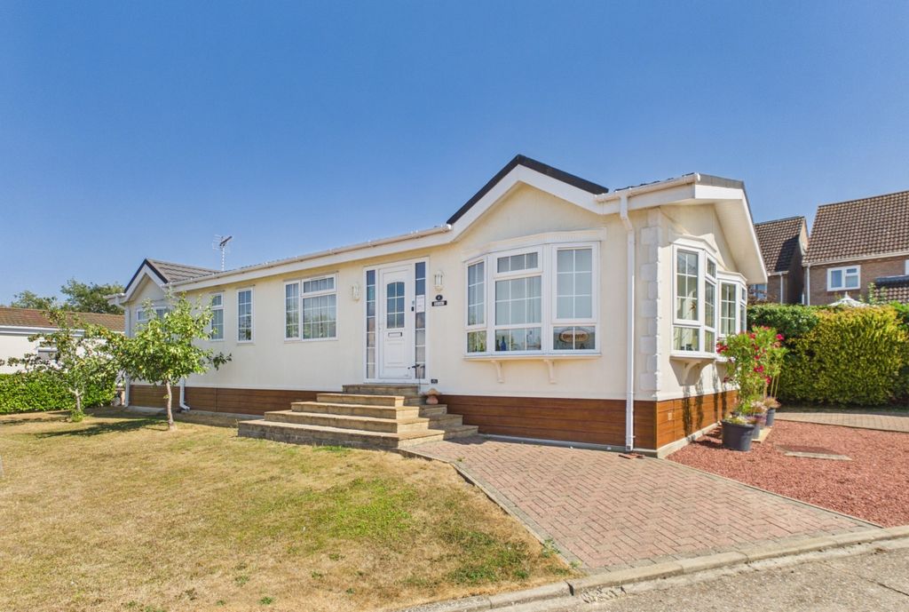 Property photo 1 of 16 Cam02519G0-Pr0471-Still003
