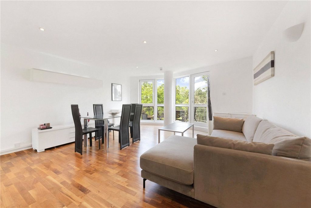 Property photo 2 of 7 Reception Room