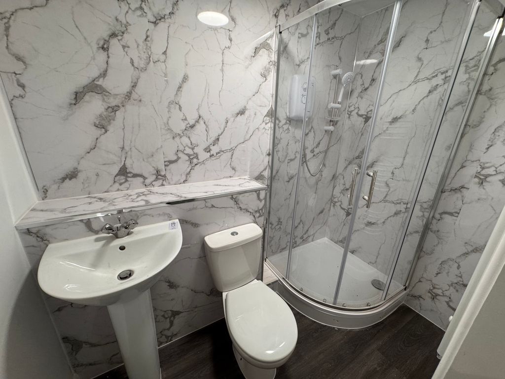 Property photo 3 of 6 Img_9169