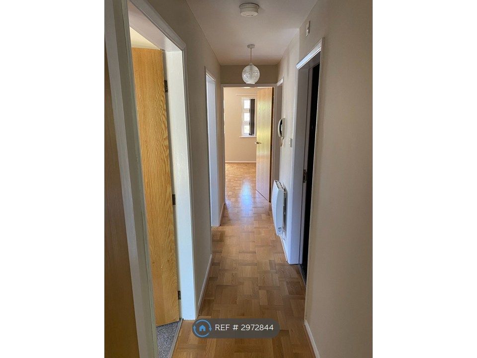 Property photo 3 of 15 Corridor